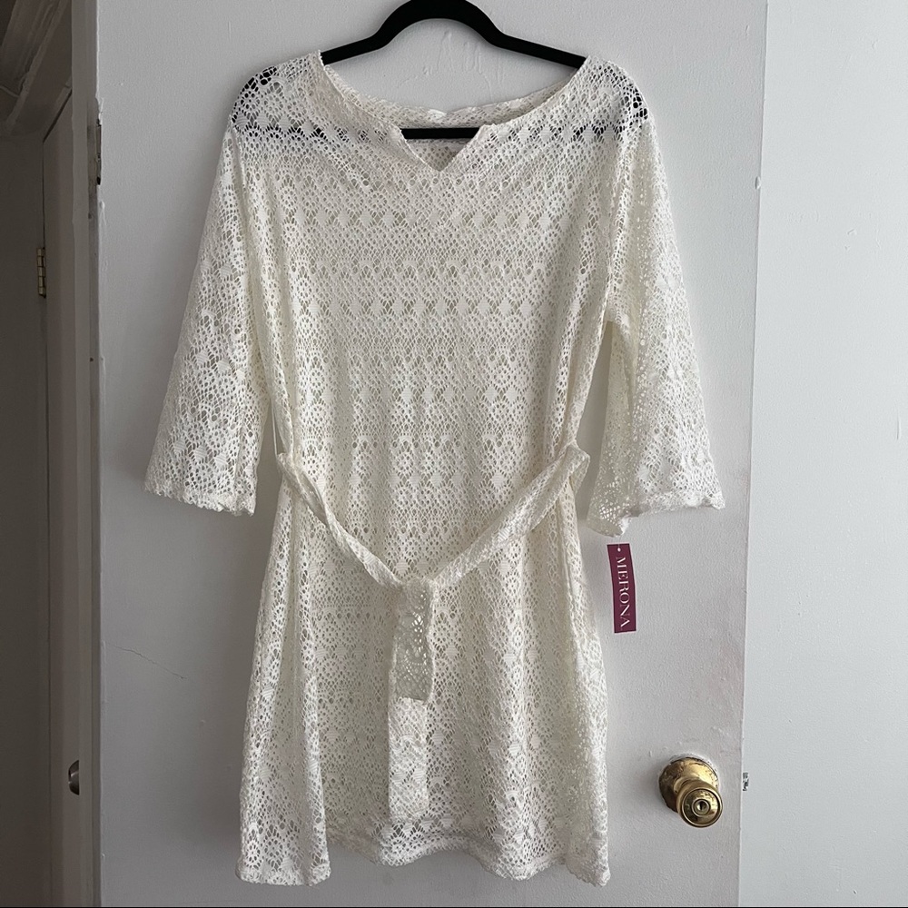 Lace dress / beach coverup